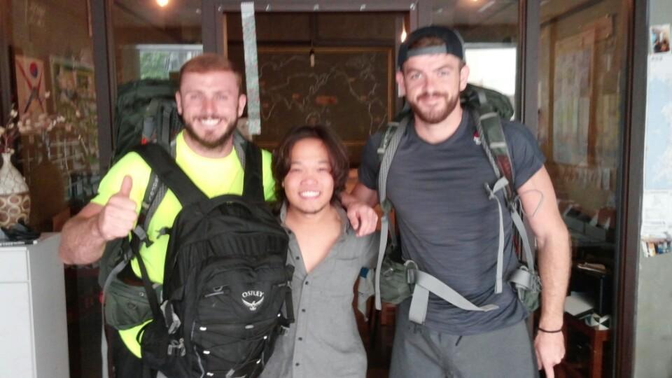 Backpackers' House Hotel Busan Bagian luar foto